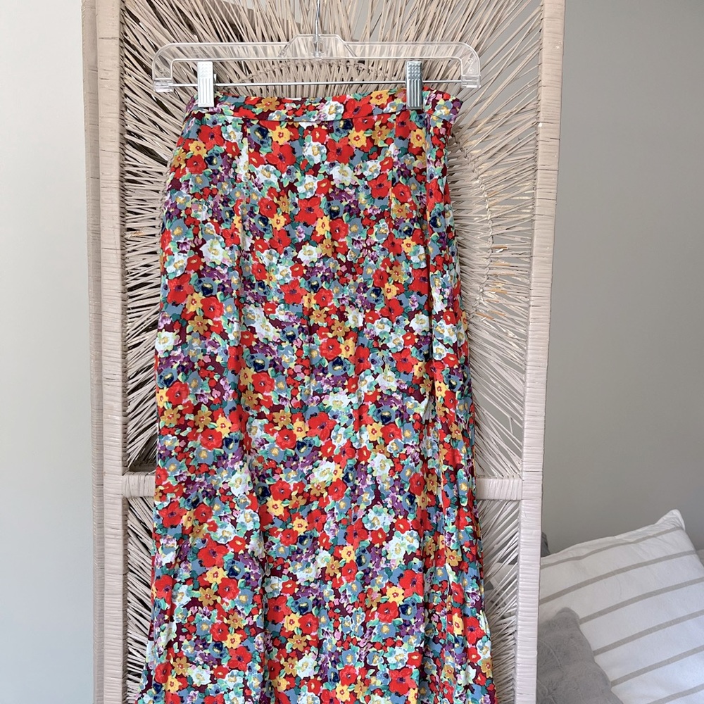H&M floral skirt new with tags